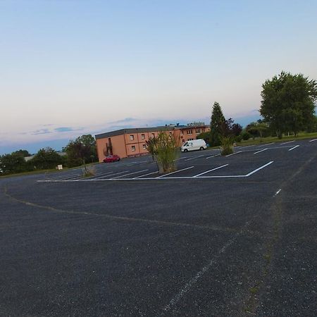 Cit'Hotel Du Circuit Magny-Cours Exterior photo